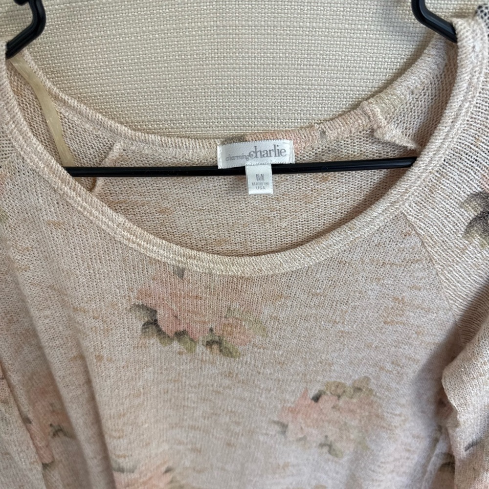 Charming Charlie Beige Floral Long Sleeve Top - Picture 2 of 3